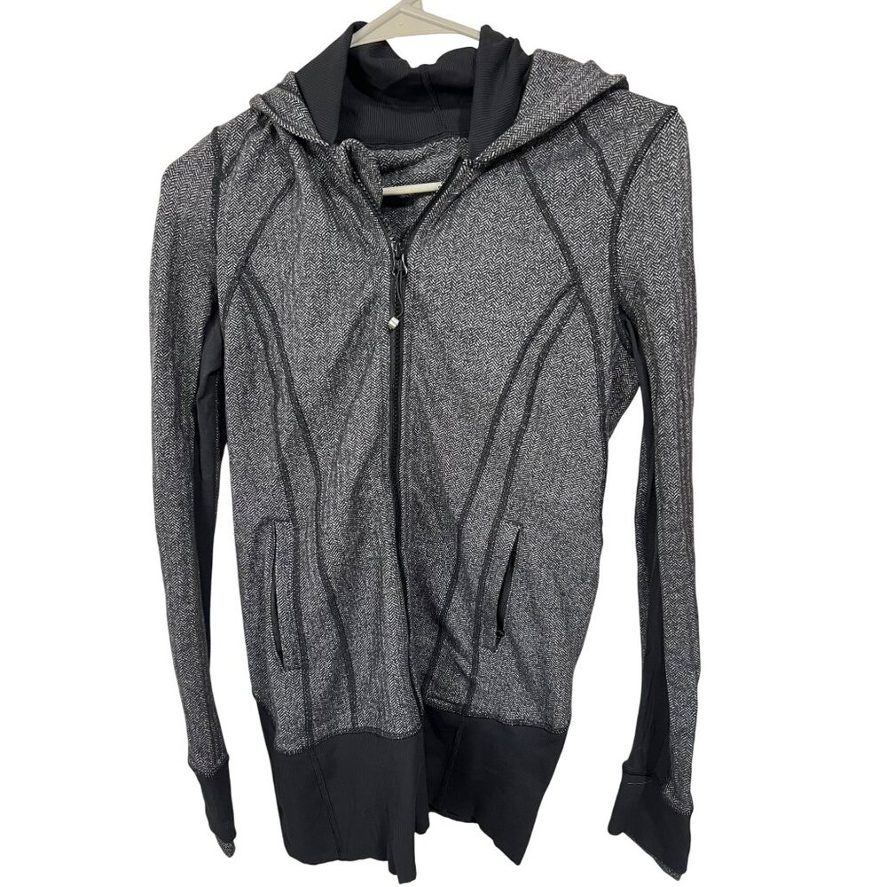Lululemon Daily Practice Womens size 6 Gray Full-Zip Hoodie With Thumbholes & Dr